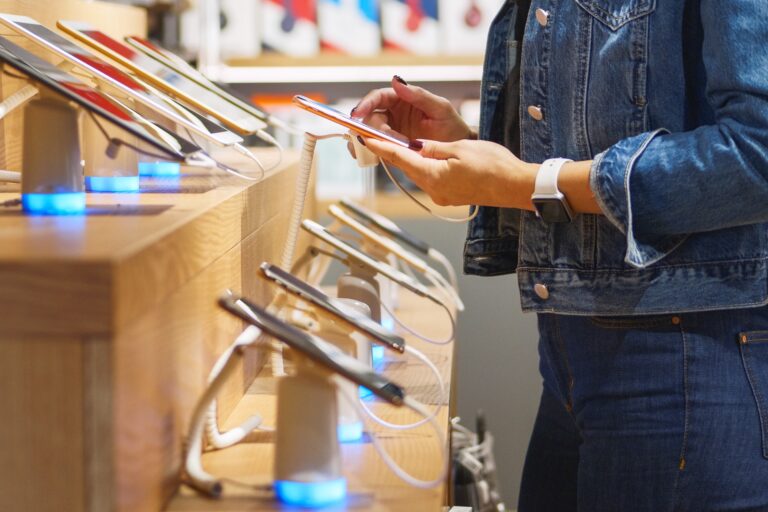 Smartere Mobilvalg I 2025_ Derfor Velger Flere En Nesten Ny Mobil